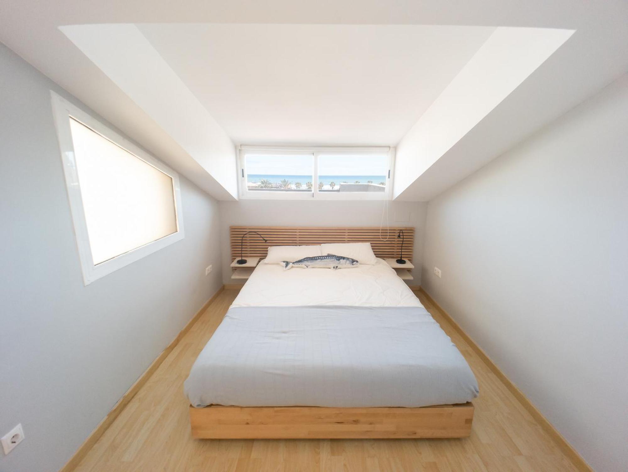 Valencia Beach Apartments 2 ภายนอก รูปภาพ