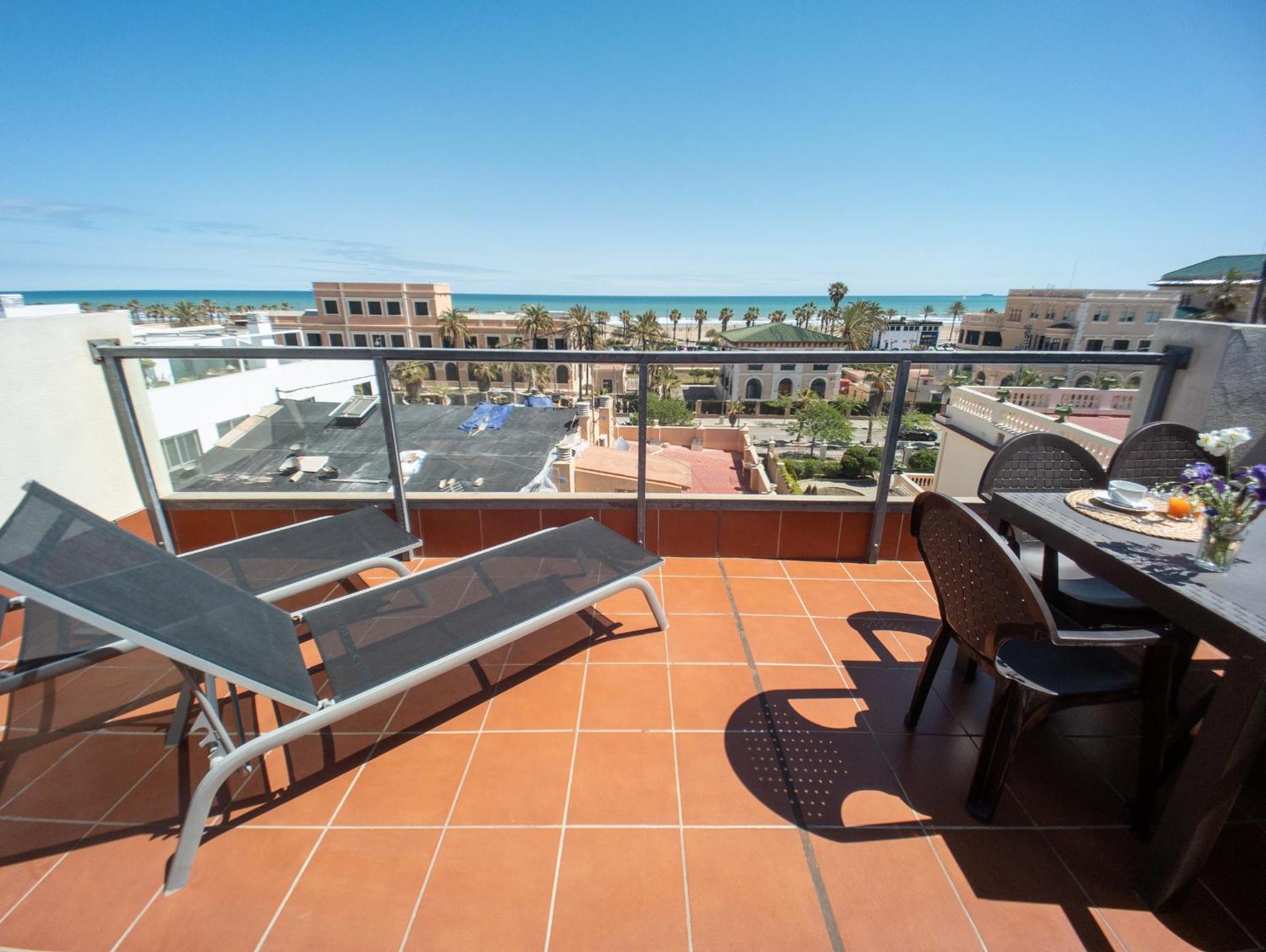 Valencia Beach Apartments 2 ภายนอก รูปภาพ